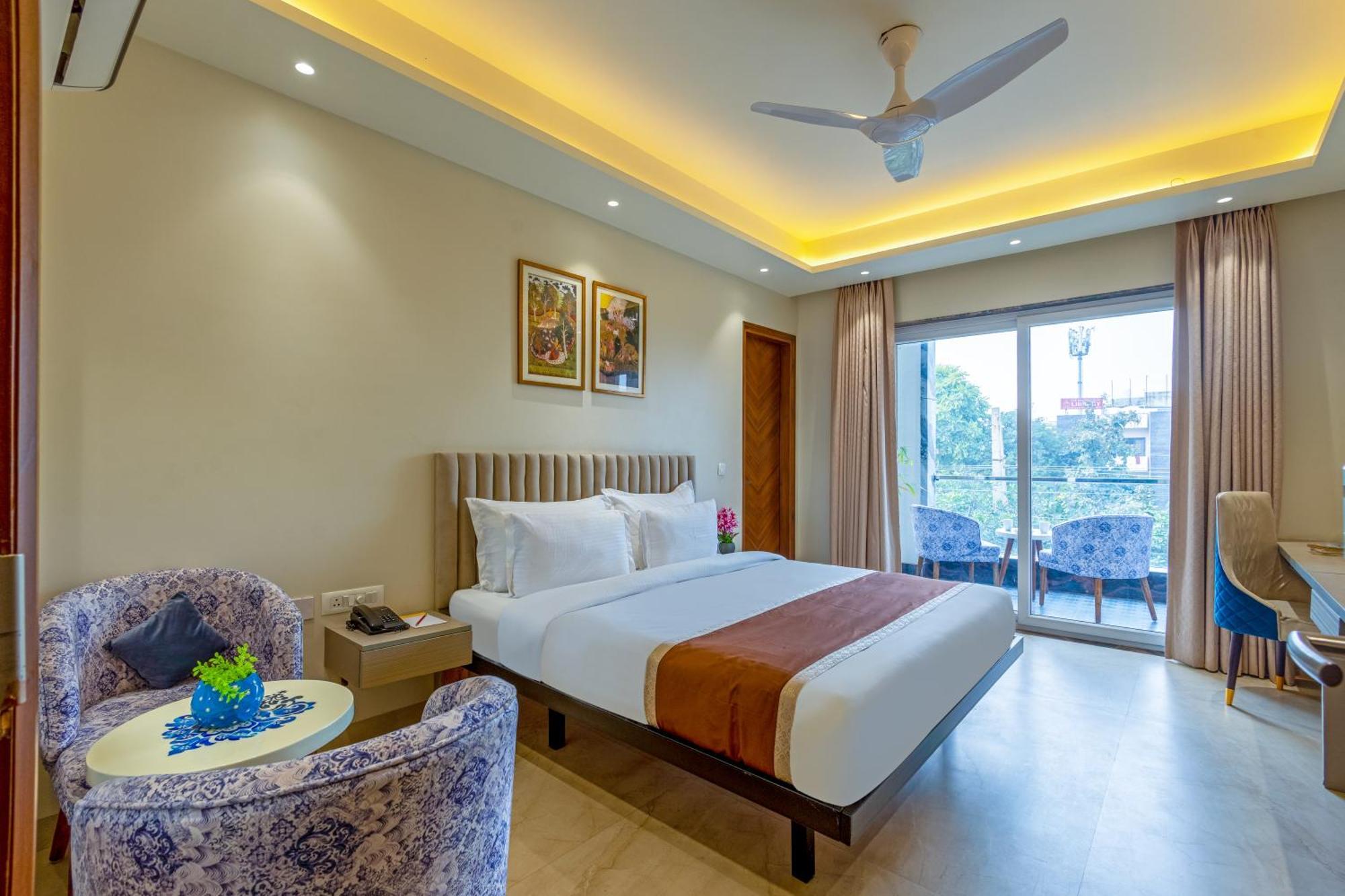 Hotel Ginger Palace Delhi Airport Нью-Дели Экстерьер фото
