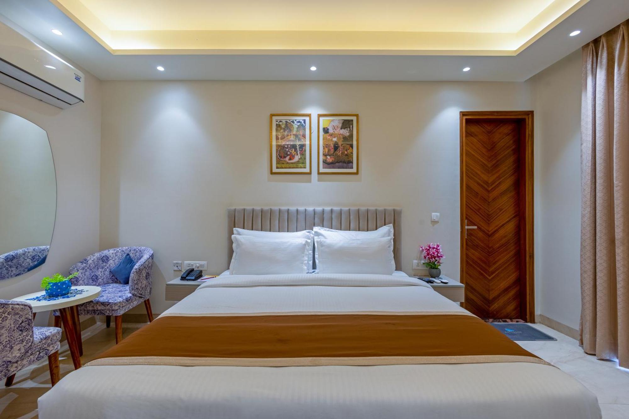 Hotel Ginger Palace Delhi Airport Нью-Дели Экстерьер фото